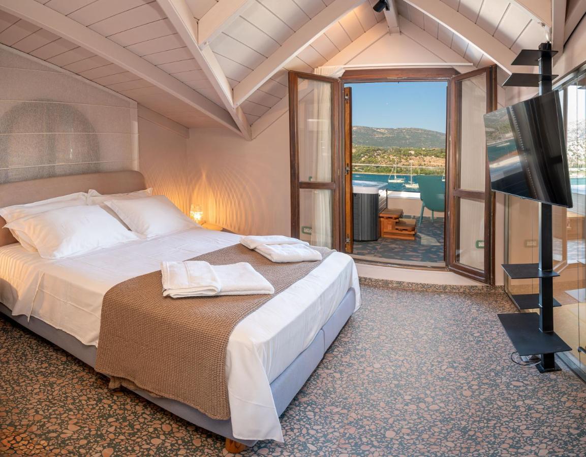 Pink Panther Maisonette Suite Argostoli  Exterior photo